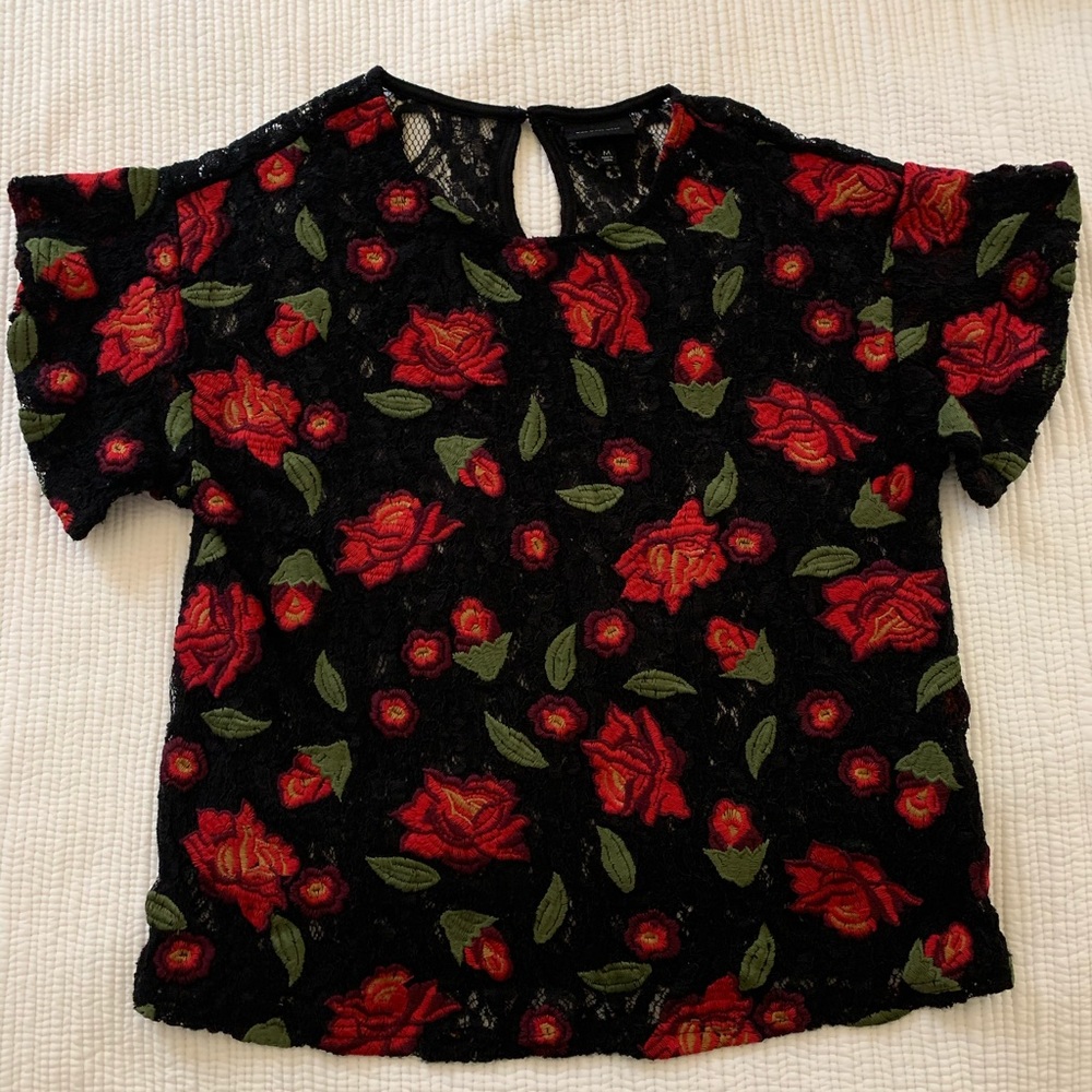 Black floral lace top